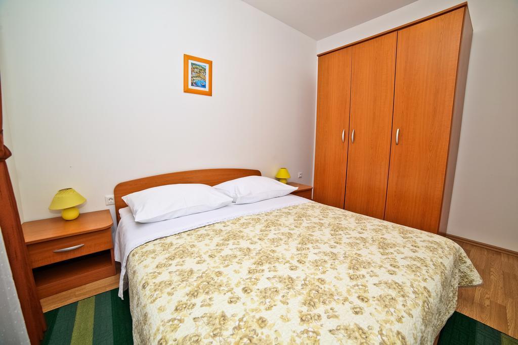 Apartments Bozikovic Podstrana Exterior foto