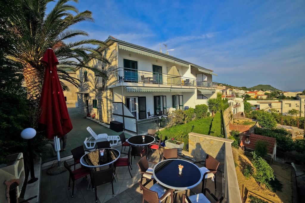 Apartments Bozikovic Podstrana Exterior foto