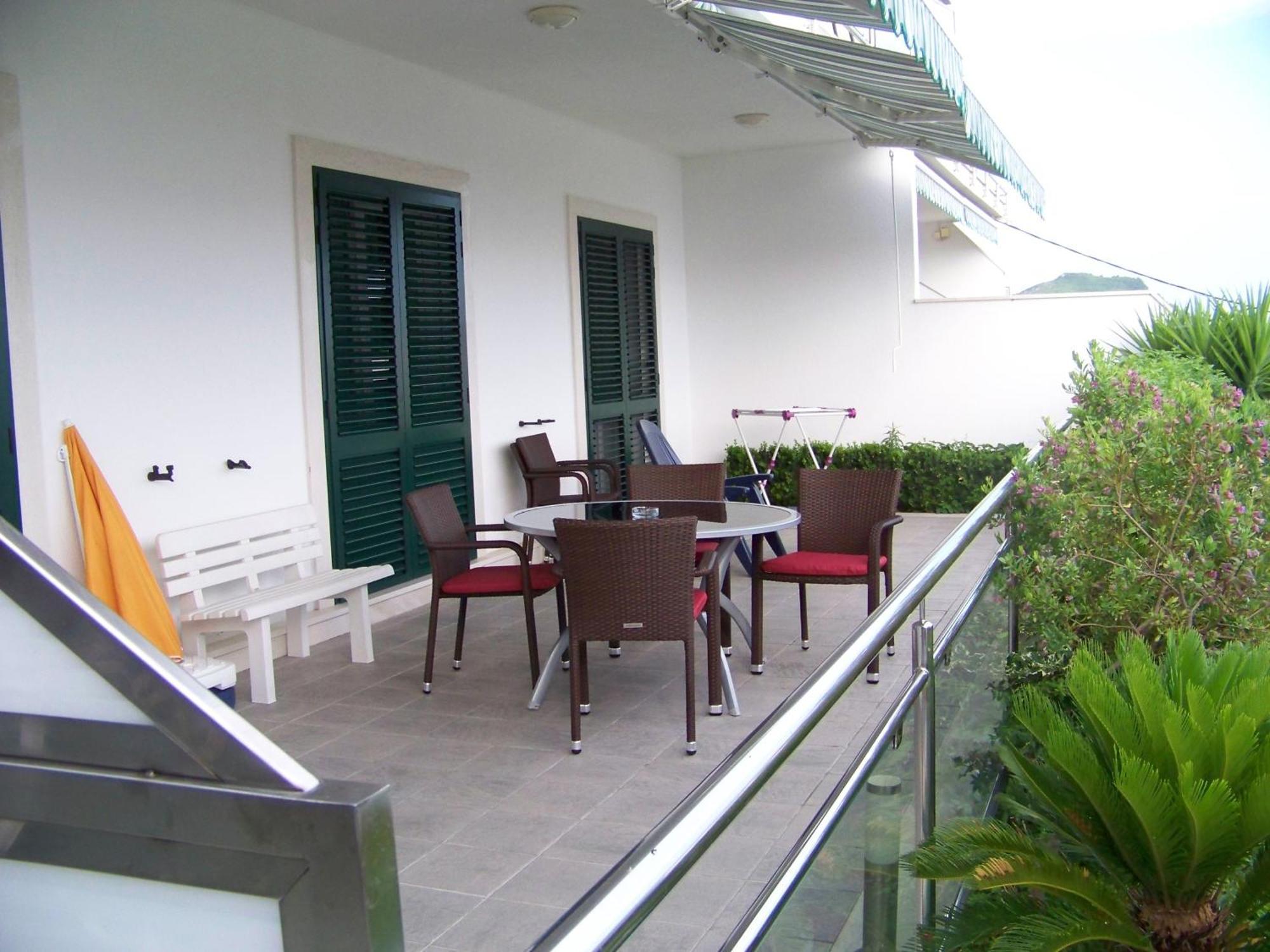 Apartments Bozikovic Podstrana Habitación foto